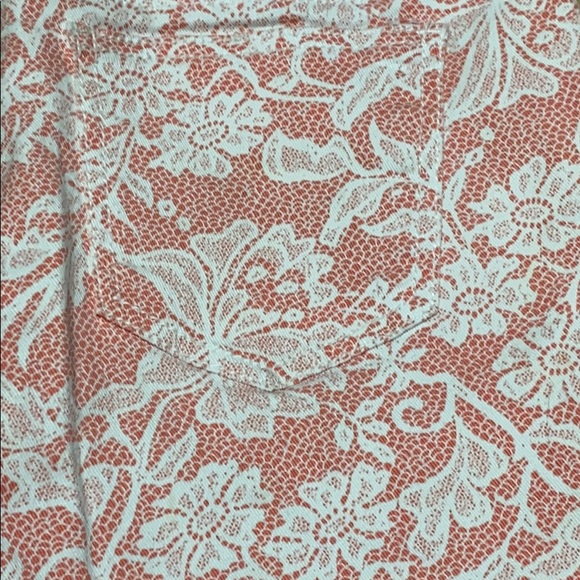 3/$35 Women’s pants - Picture 4 of 6